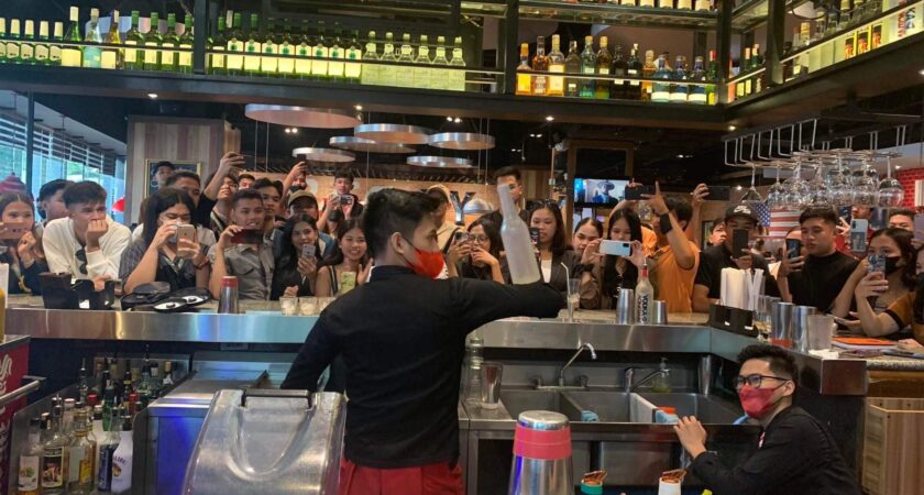 The Comeback of the Bar and Beverage Exposure Seminar in TGI Fridays